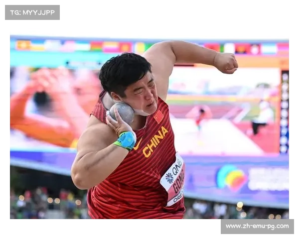 铅球项目精彩纷呈成为田径赛事亮点 激烈角逐吸引全球目光 铅球项目精彩纷呈成为田径赛事亮点 激烈角逐吸引全球目光