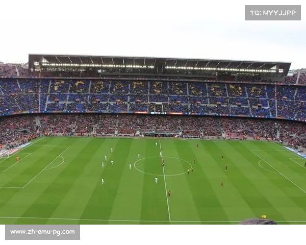 巴萨诺坎普博物馆玻璃设计，仿卢浮宫风格